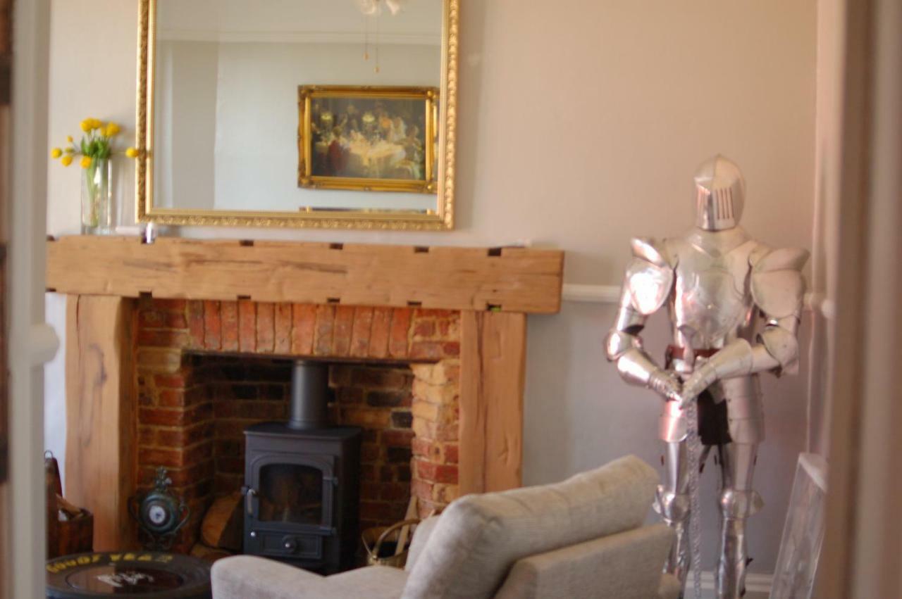 Knights Rest Bed & Breakfast Shanklin Exterior photo